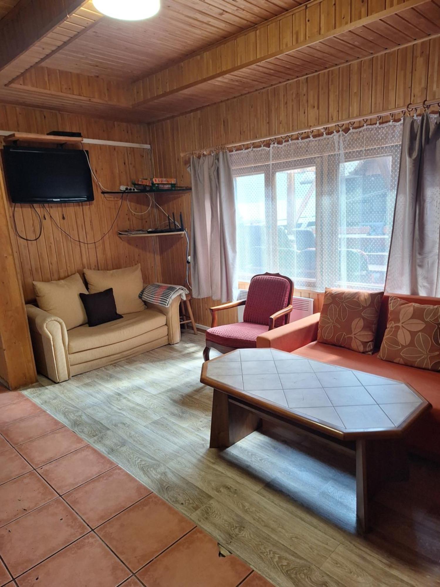 Turisticka Chata Chopok Demanovska Dolina Bagian luar foto